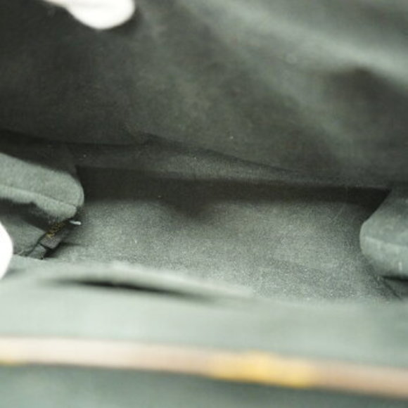 Louis Vuitton Monogram Locky BB Shoulder Bag - Picture 4 of 9